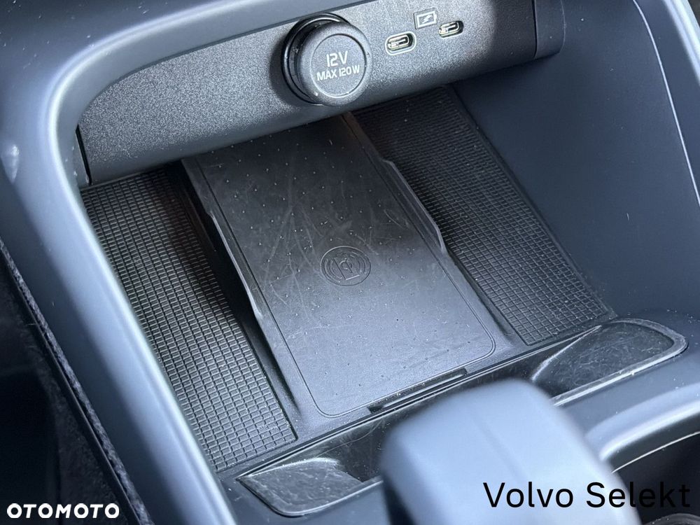 Volvo XC 40 - 26