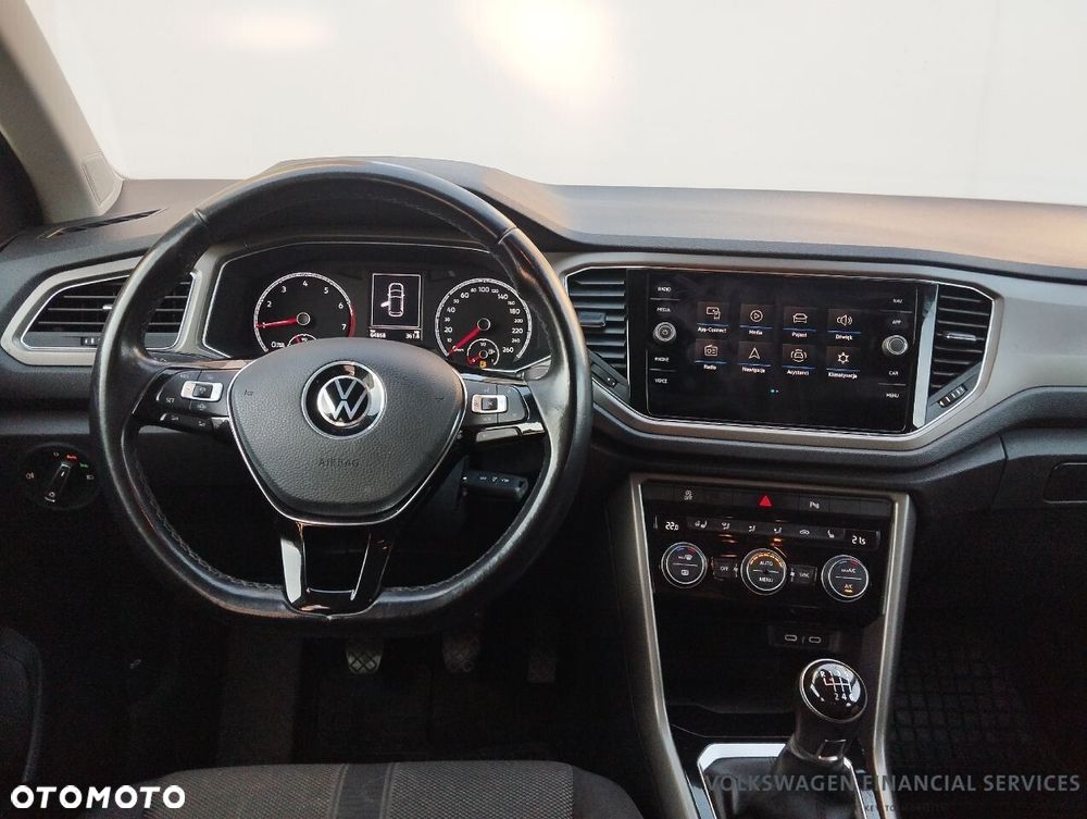 Volkswagen T-Roc - 5