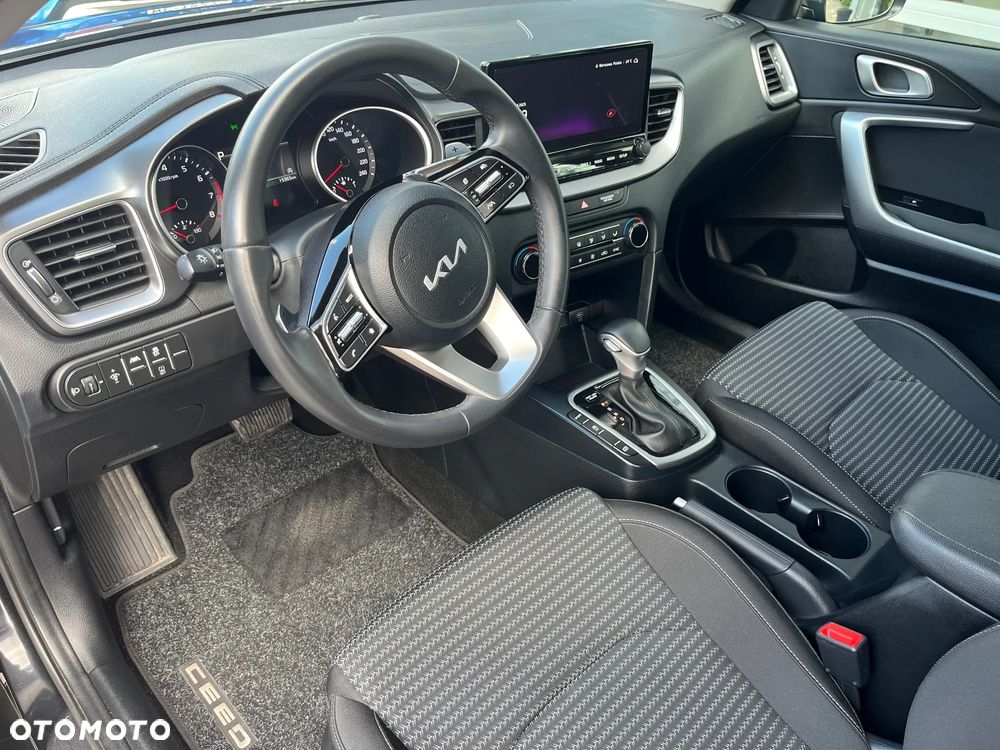 Kia Ceed 1.5 T-GDI M DCT - 10