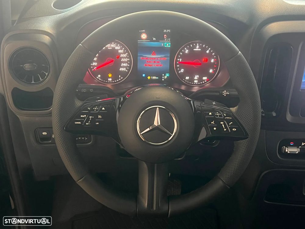 Mercedes-Benz Vito Tourer - 10