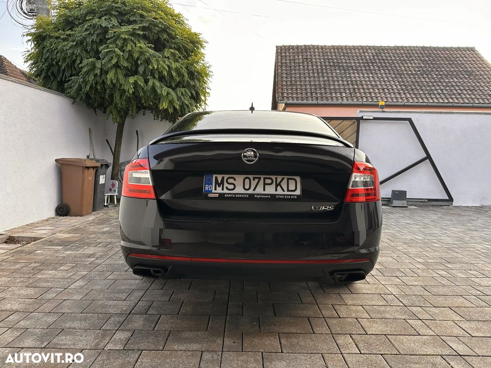 Skoda Octavia 2.0 TSI DSG RS 230 - 9