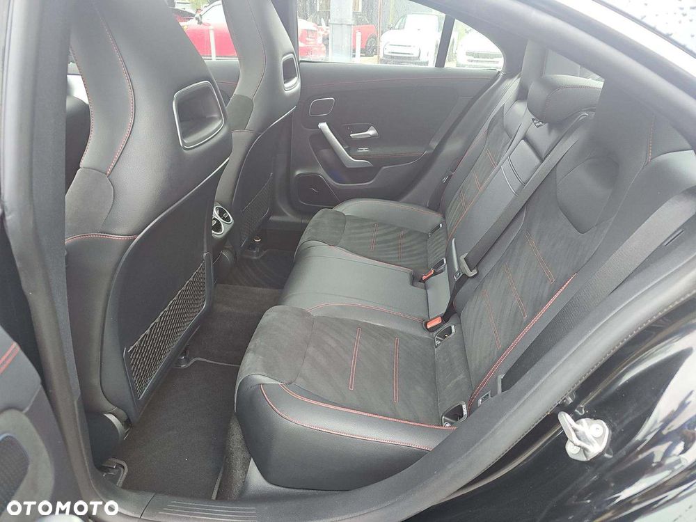 Mercedes-Benz CLA AMG 35 4Matic B AMG Speedshift 7G-DCT - 8
