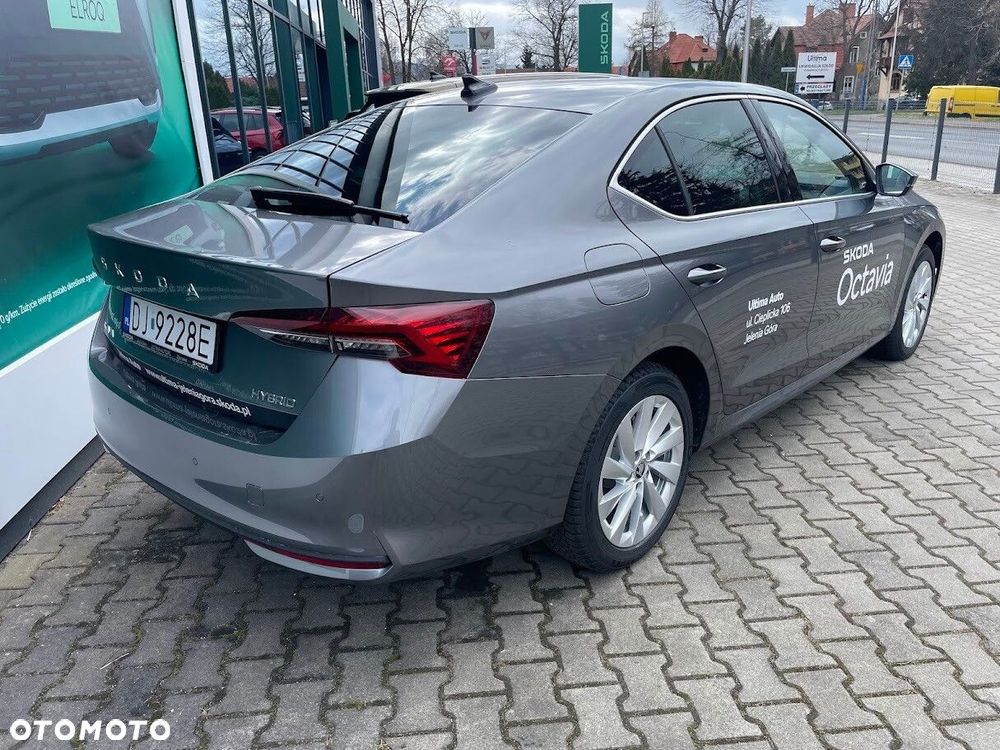 Skoda Octavia 1.5 TSI mHEV Edition 130 Selection DSG - 3