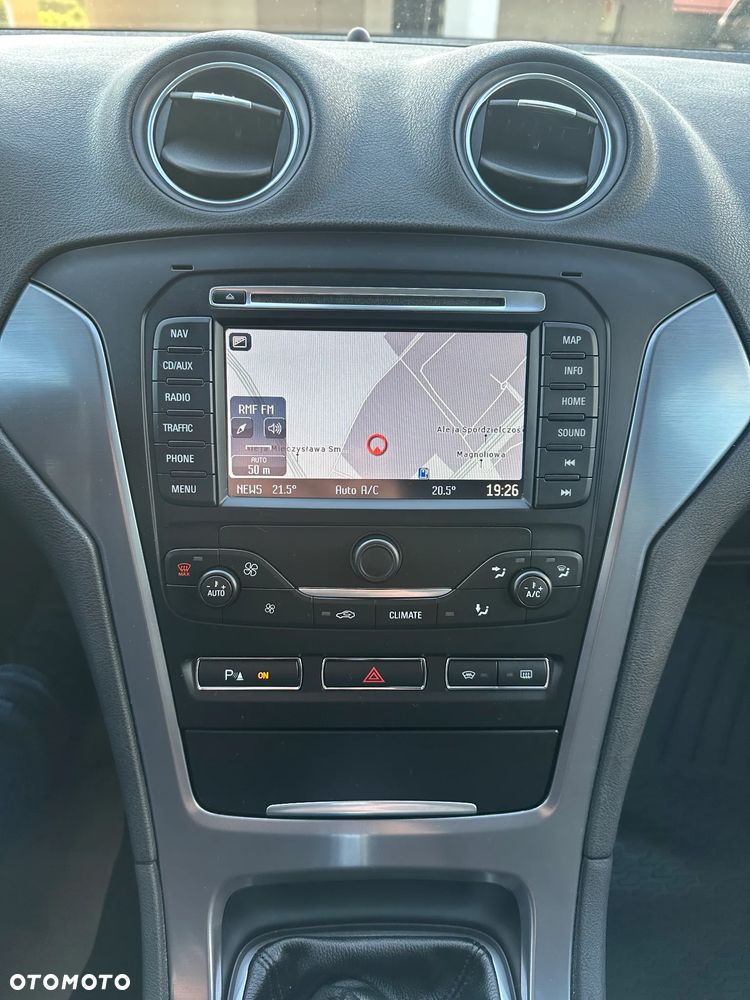 Ford Mondeo 2.0 TDCi Titanium - 21
