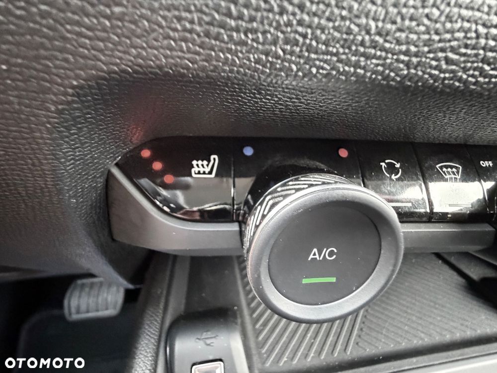 Citroën C4 1.2 PureTech Shine S&S EAT8 - 32