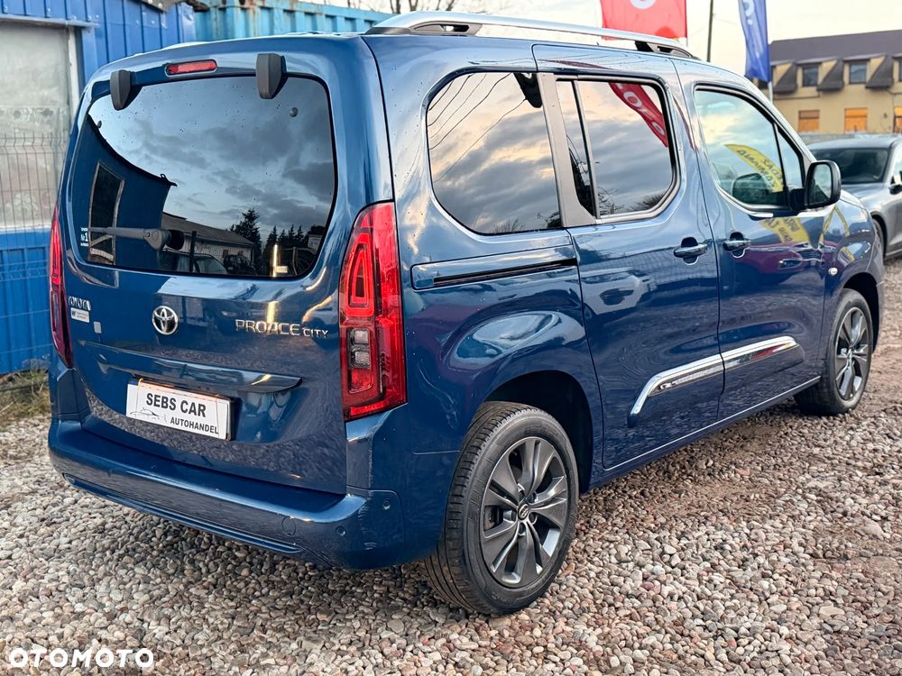 Toyota Proace City Verso 1.5 D-4D Family - 3