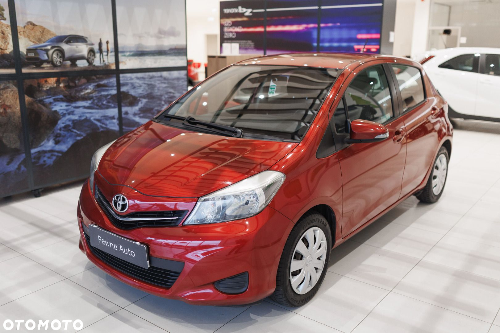 Toyota Yaris - 17