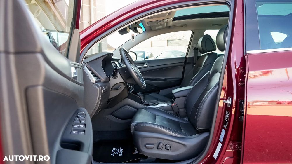 Hyundai Tucson 2.0 CRDI 4WD 6AT Luxury+ - 29