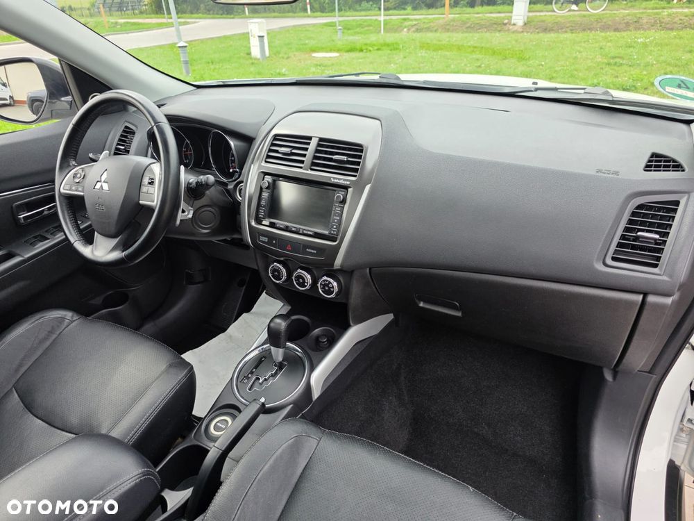 Mitsubishi ASX - 14