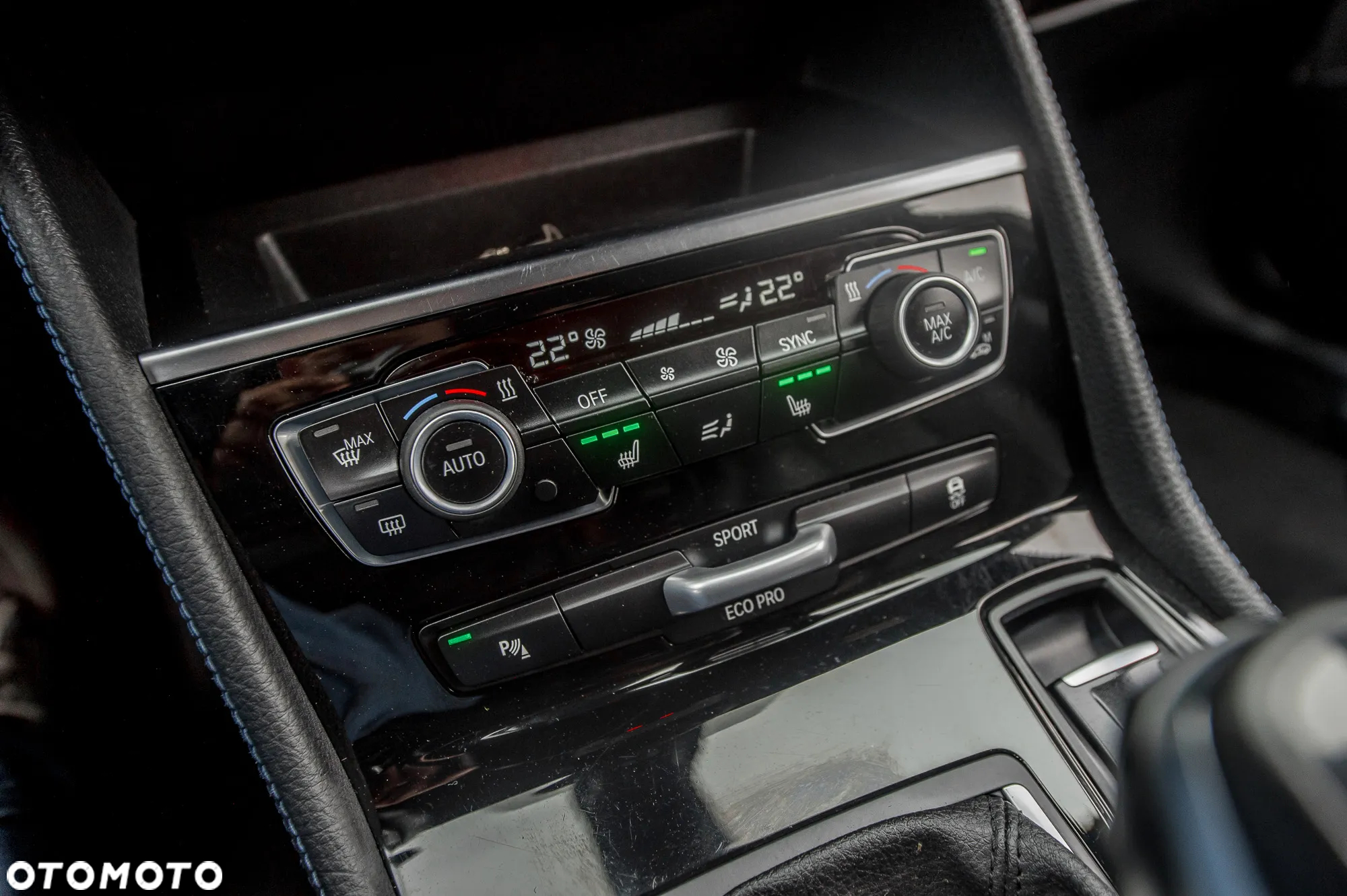 BMW Seria 2 220d Active Tourer xDrive M Sport - 40