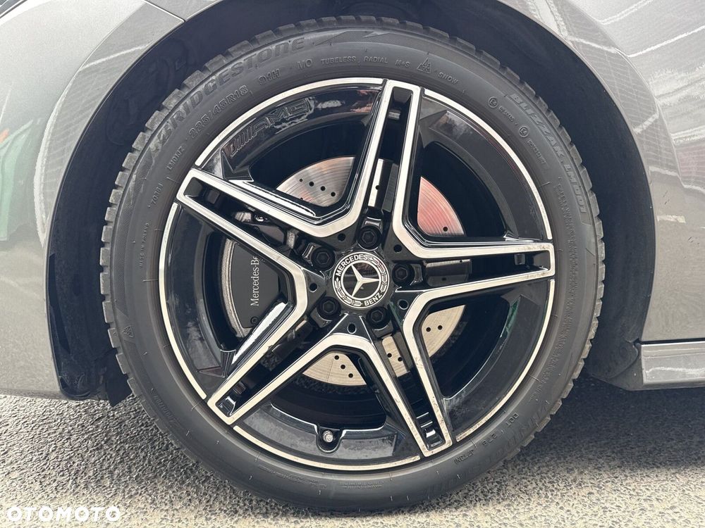 Mercedes-Benz CLA - 10