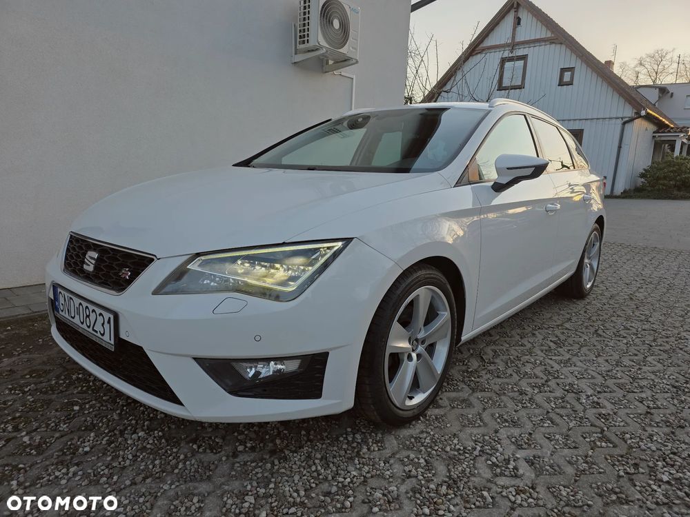 Seat Leon 2.0 TDI DPF Ecomotive DSG FR - 20