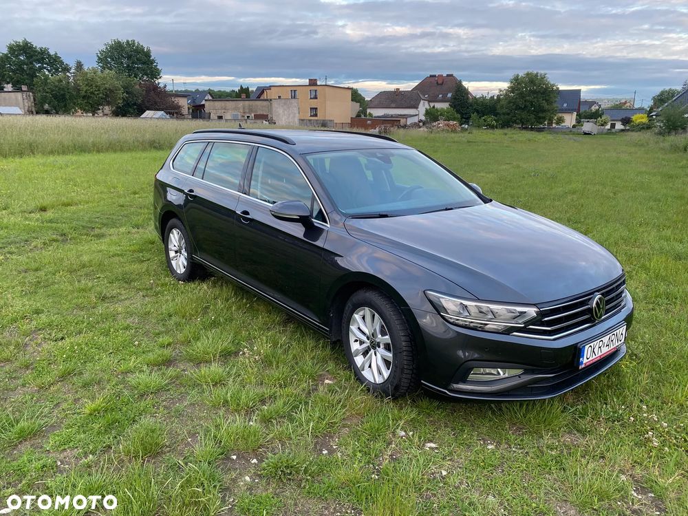 Volkswagen Passat - 5