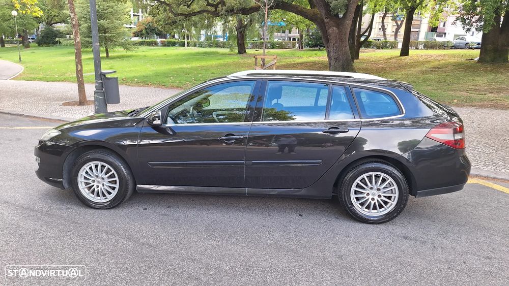 Renault Laguna Break 1.5 dCi SE Black Line 110g - 6