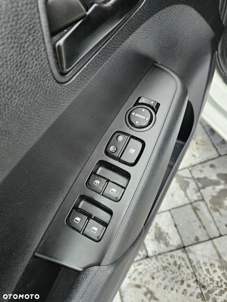 Kia Picanto 1.0 Edition 7 - 12