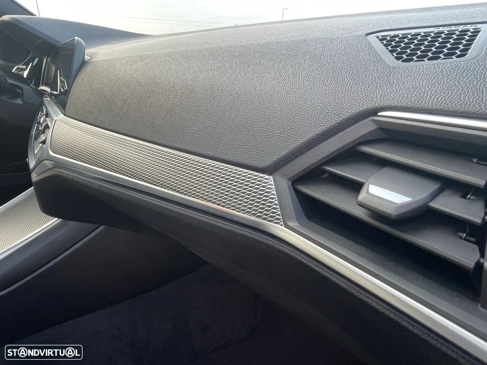 BMW 330 e Aut. M Sport - 31