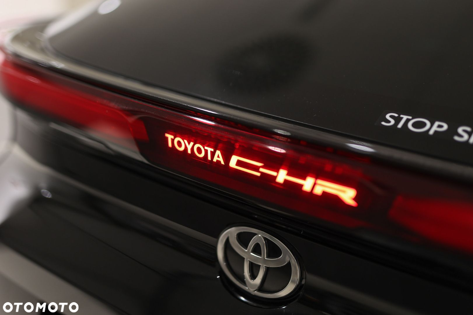 Toyota C-HR - 32