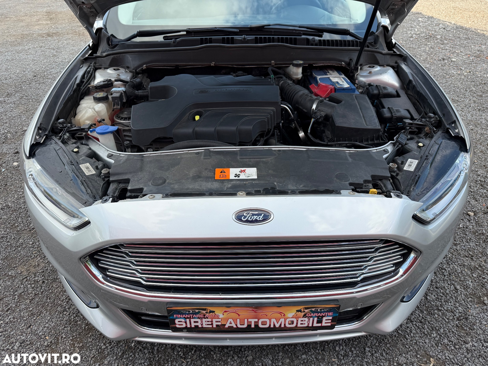 Ford Mondeo - 12