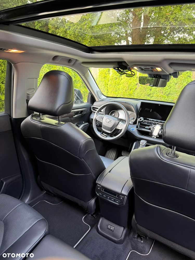 Toyota Highlander 2.5 Hybrid Executive - 17