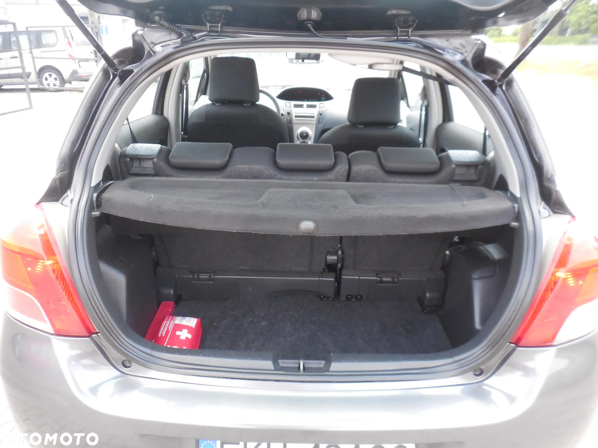 Toyota Yaris 1.0 Active - 13