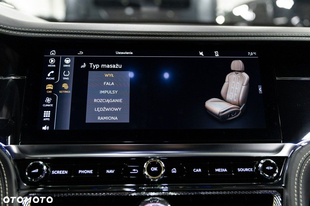 Bentley Flying Spur - 39