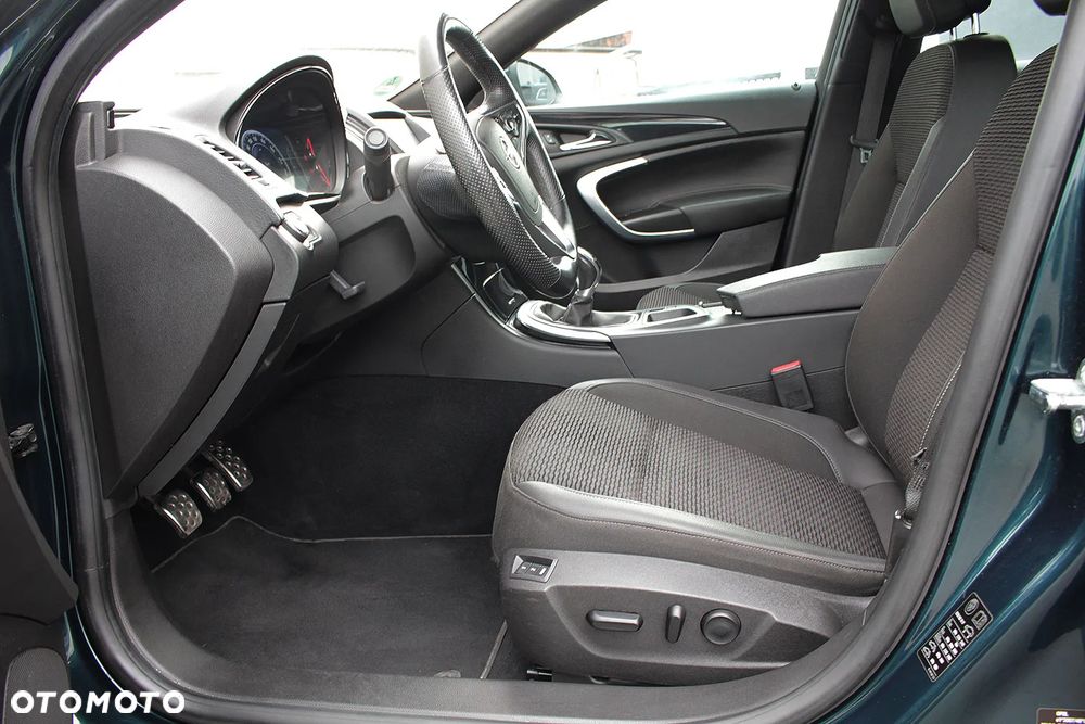 Opel Insignia 1.4 Turbo ecoFLEX Start/Stop Business Innovation - 12