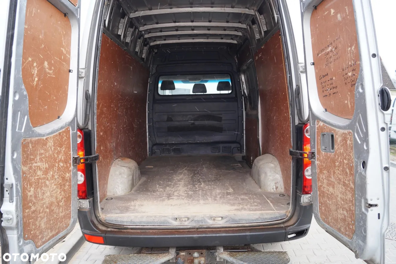 Volkswagen CRAFTER - 22