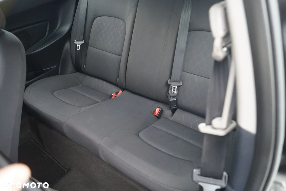 Kia Rio 1.2 Edition 7 - 19
