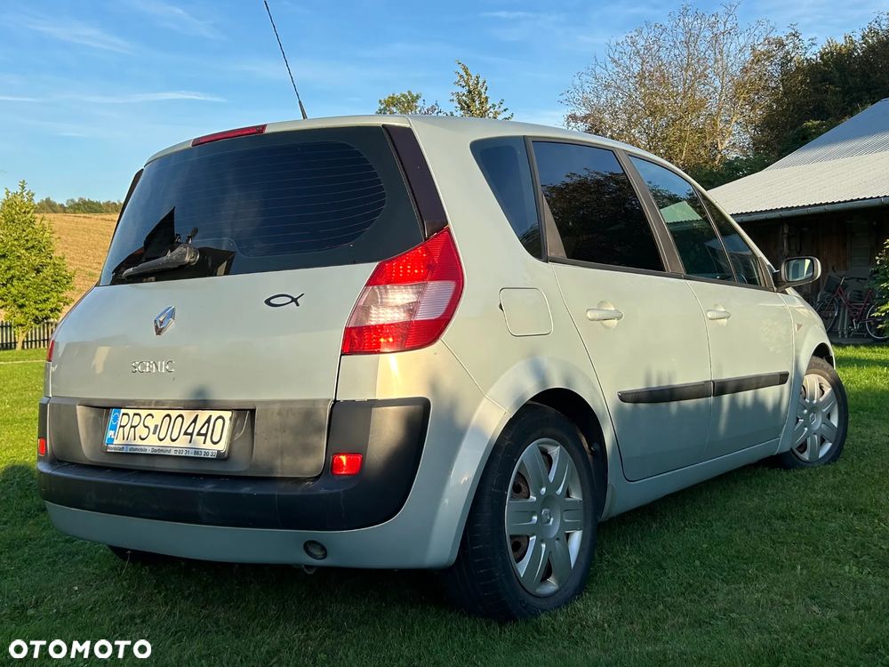 Renault Scenic 2.0 Confort Authentique - 15