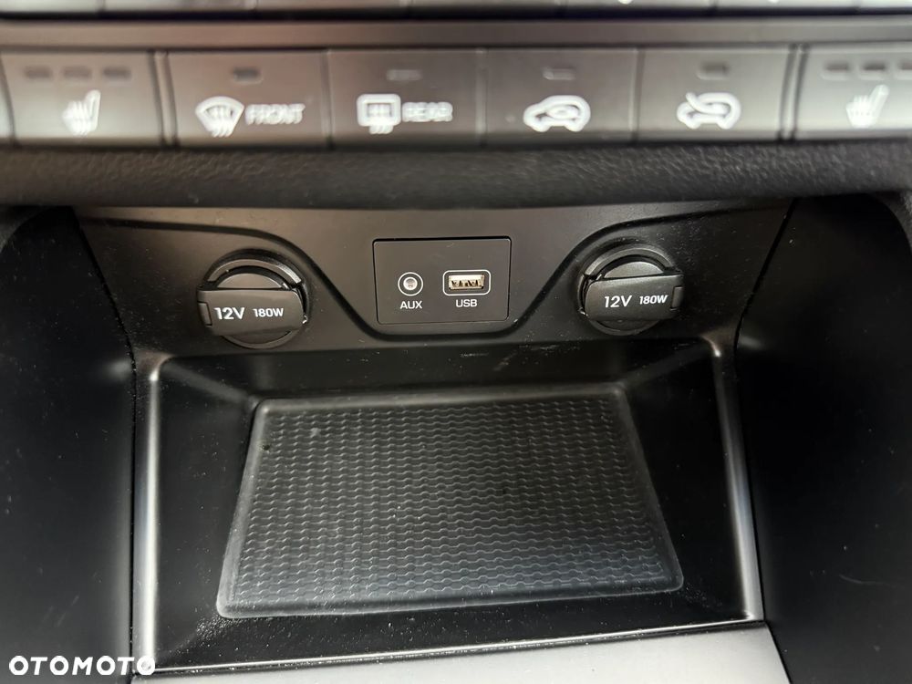 Hyundai Tucson blue 1.6 GDi 2WD Navi - 24