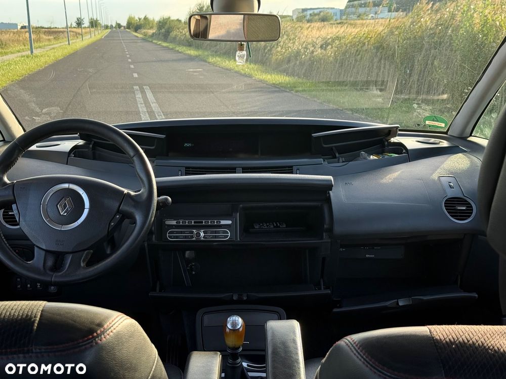 Renault Espace 2.0T Dynamique - 21