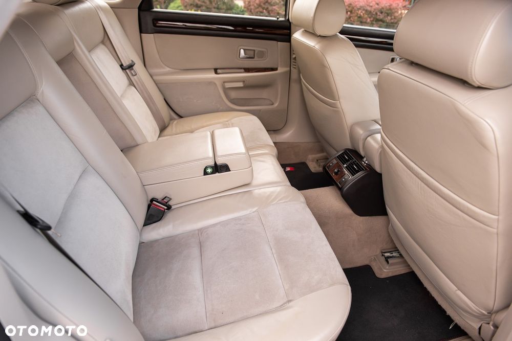 Audi S8 4.2 Quattro - 28