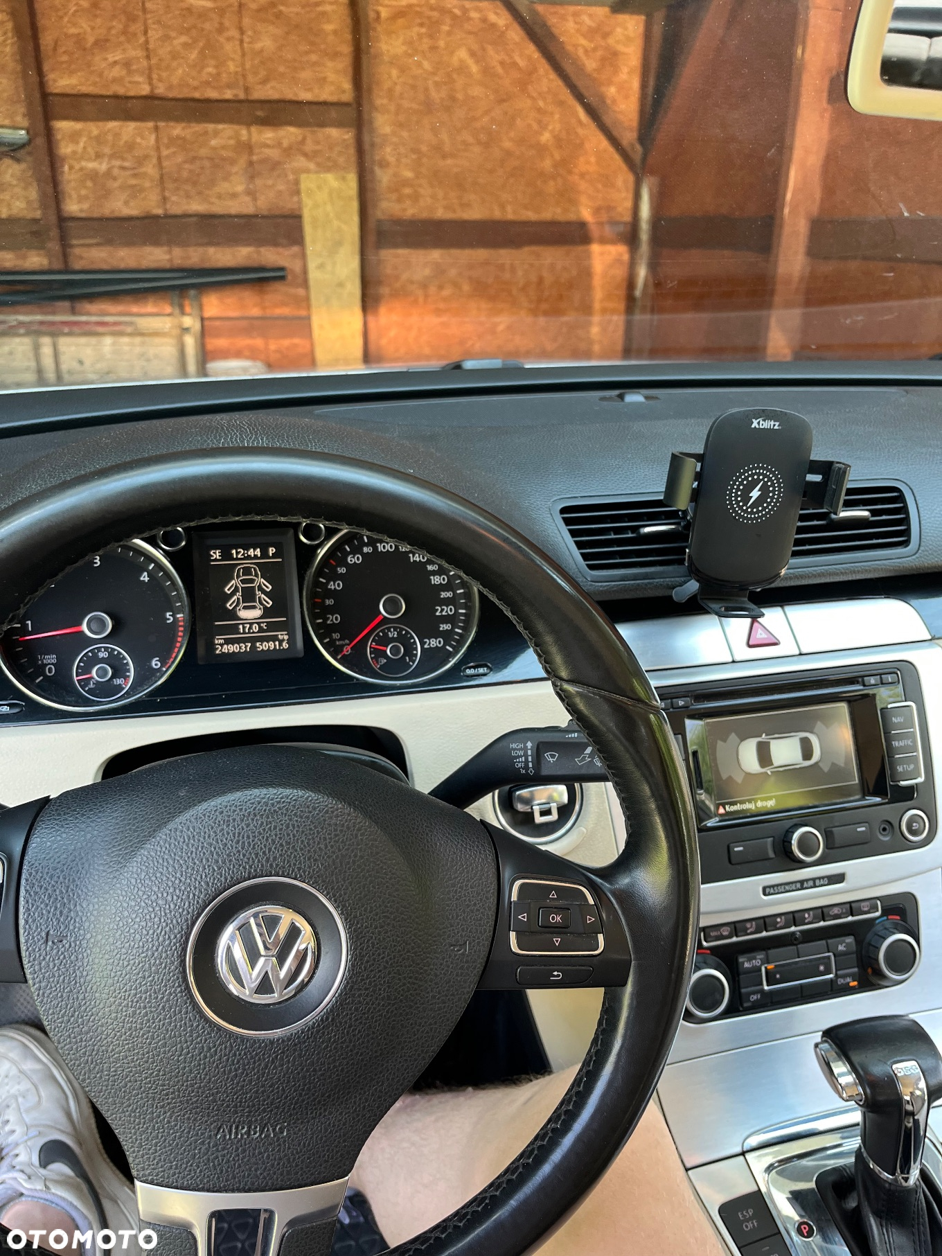 Volkswagen Passat - 8