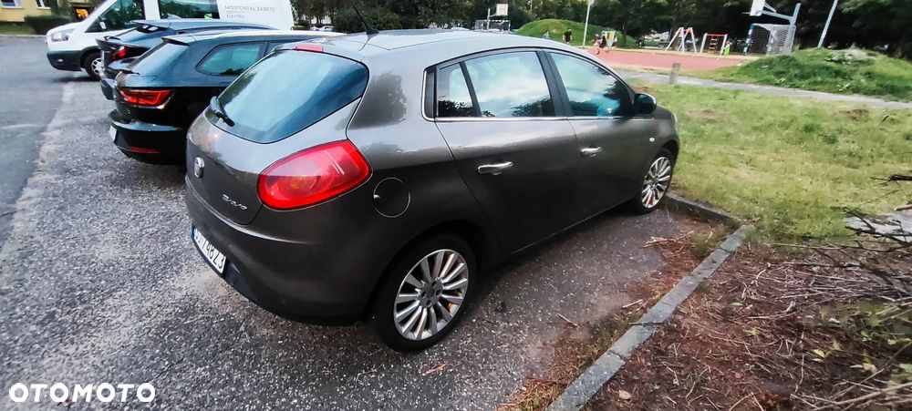 Fiat Bravo 1.9 Multijet 16V Emotion - 4