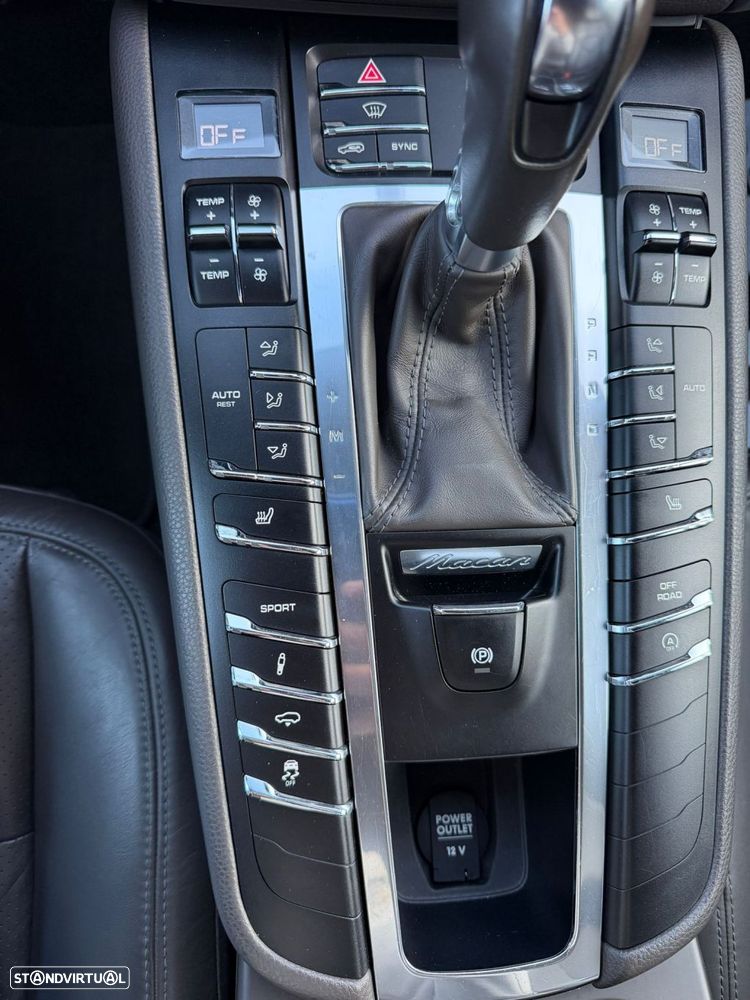 Porsche Macan S - 38