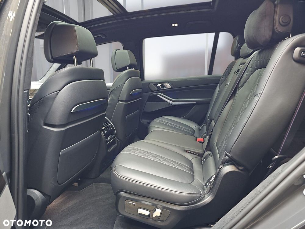BMW X7 xDrive40d mHEV M Sport sport - 11