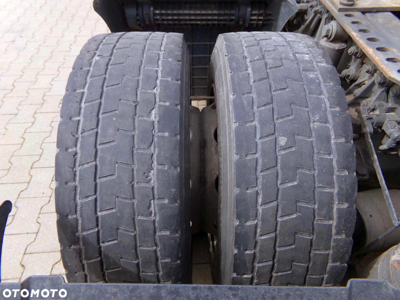 Mercedes-Benz Actros - 11