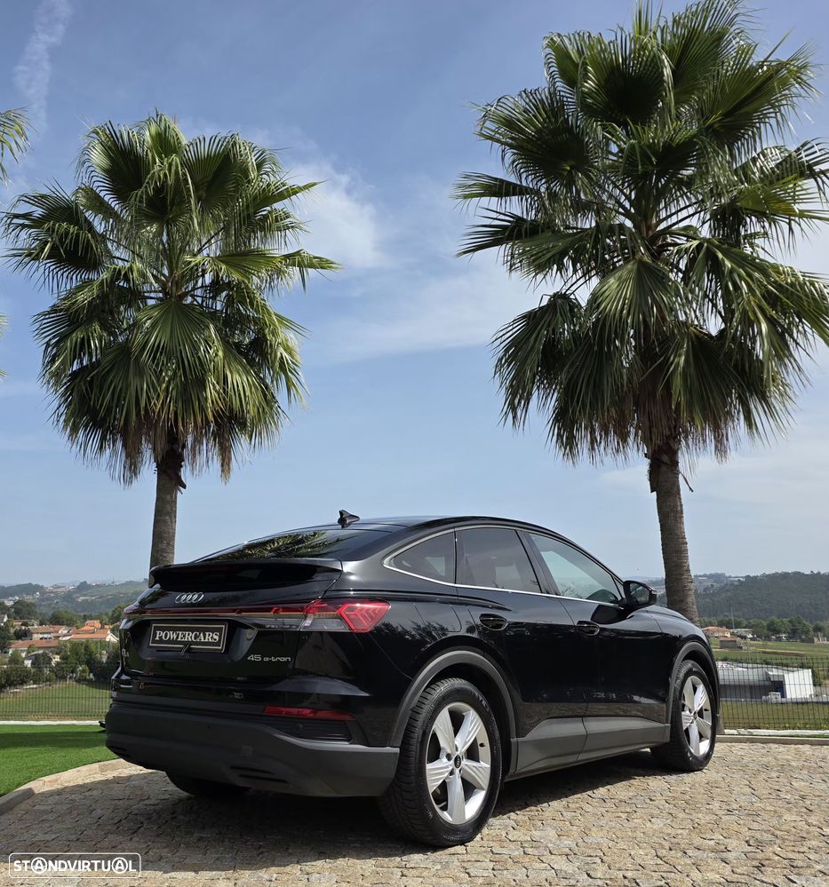 Audi Q4 e-tron 45 - 12