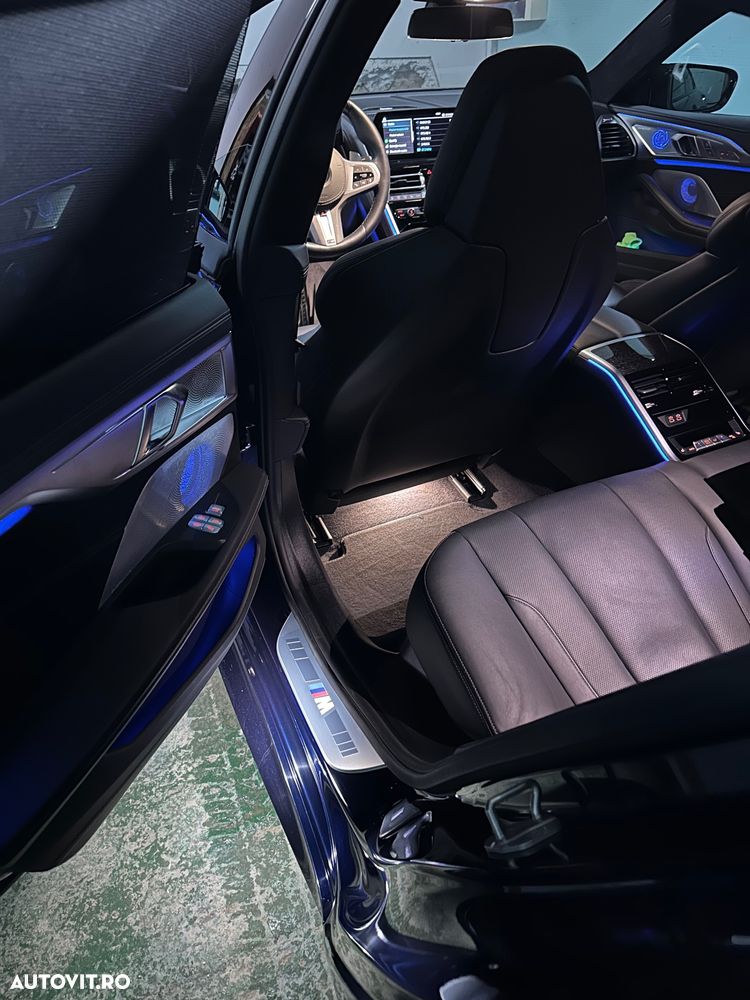 BMW Seria 8 - 36