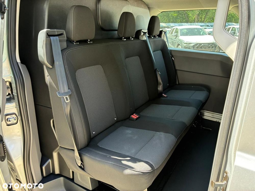 Volkswagen Transporter T7 Furgon PLUS 4MOTION/6 osob./AUTOMAT 2,0 TDI 170 KM r. o. 3500 mm - 17