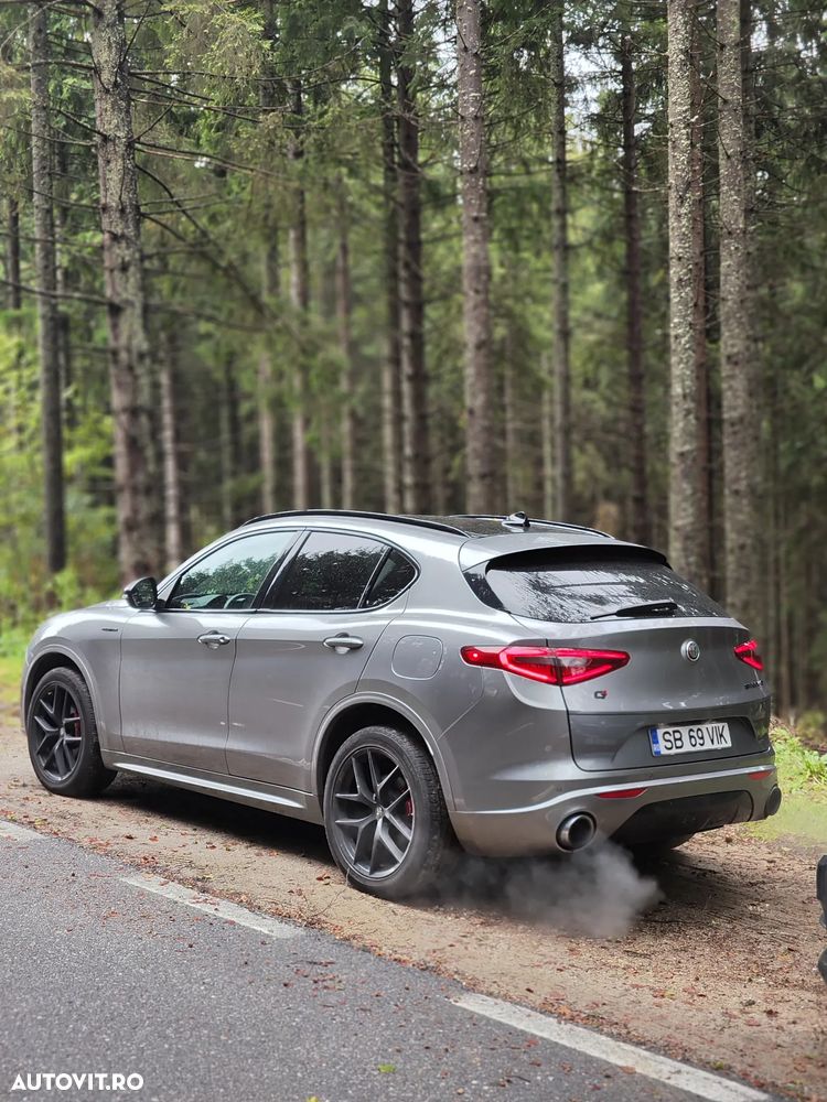 Alfa Romeo Stelvio 2.0 Turbo AWD AT8 Veloce - 9