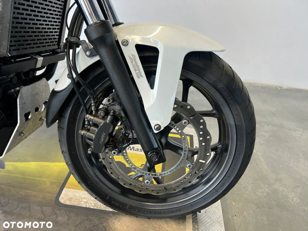Honda NC - 19