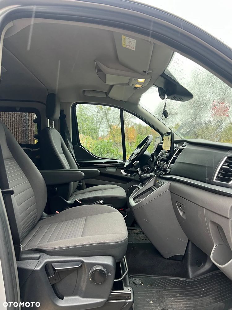 Ford Tourneo Custom 2.0 EcoBlue L2 Titanium - 9