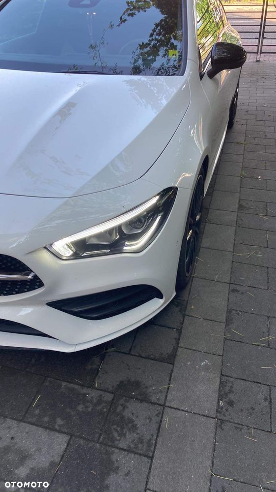 Mercedes-Benz CLA 200 AMG Line - 2