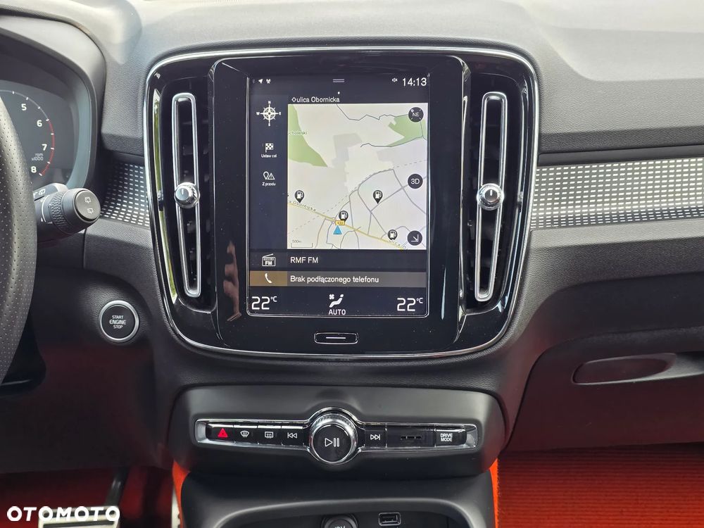 Volvo XC 40 T3 R-Design - 23