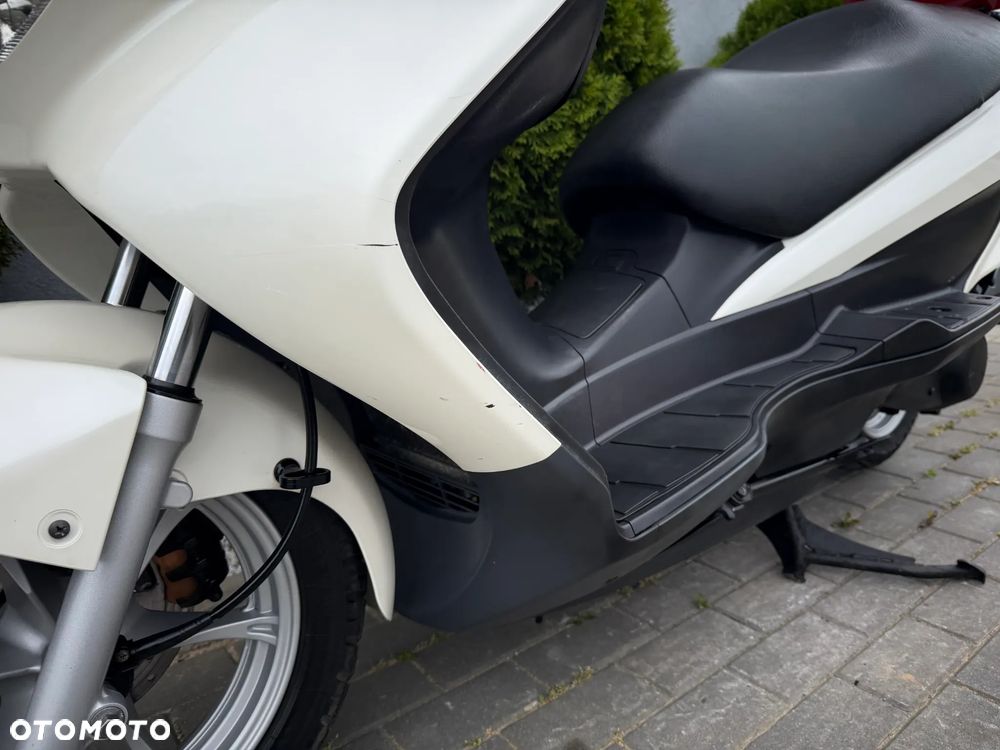 Suzuki Burgman - 31