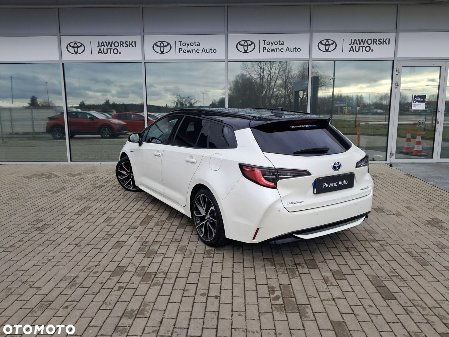 Toyota Corolla - 5