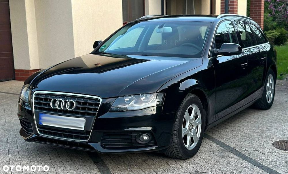 Audi A4 Avant - 25