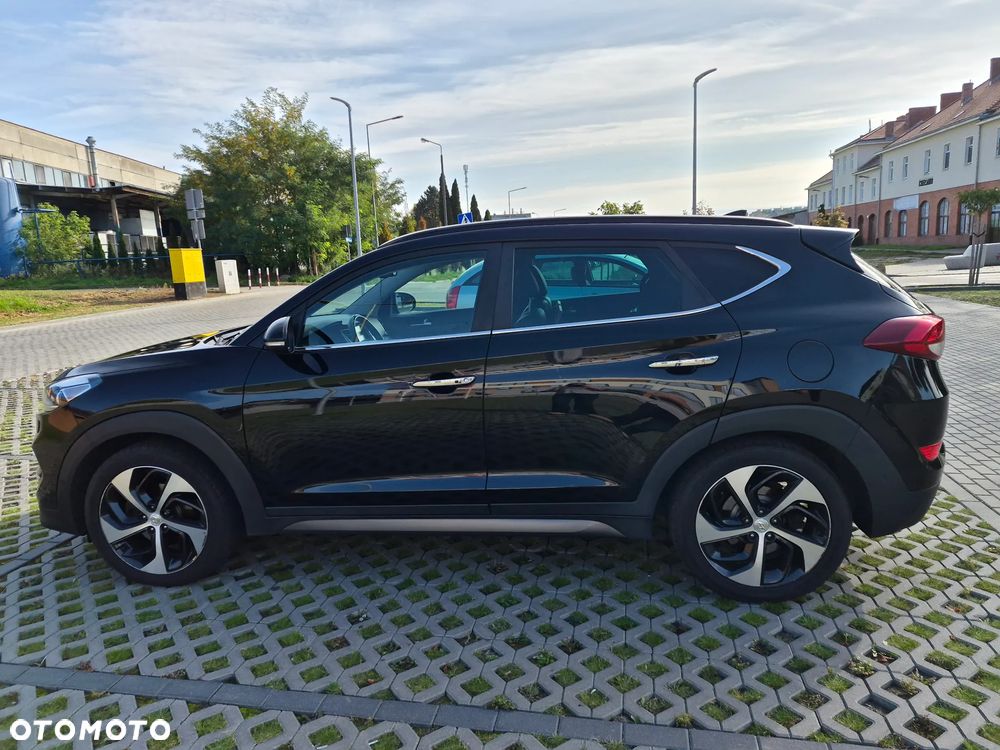 Hyundai Tucson 2.0 CRDI 4WD Automatik Premium - 4