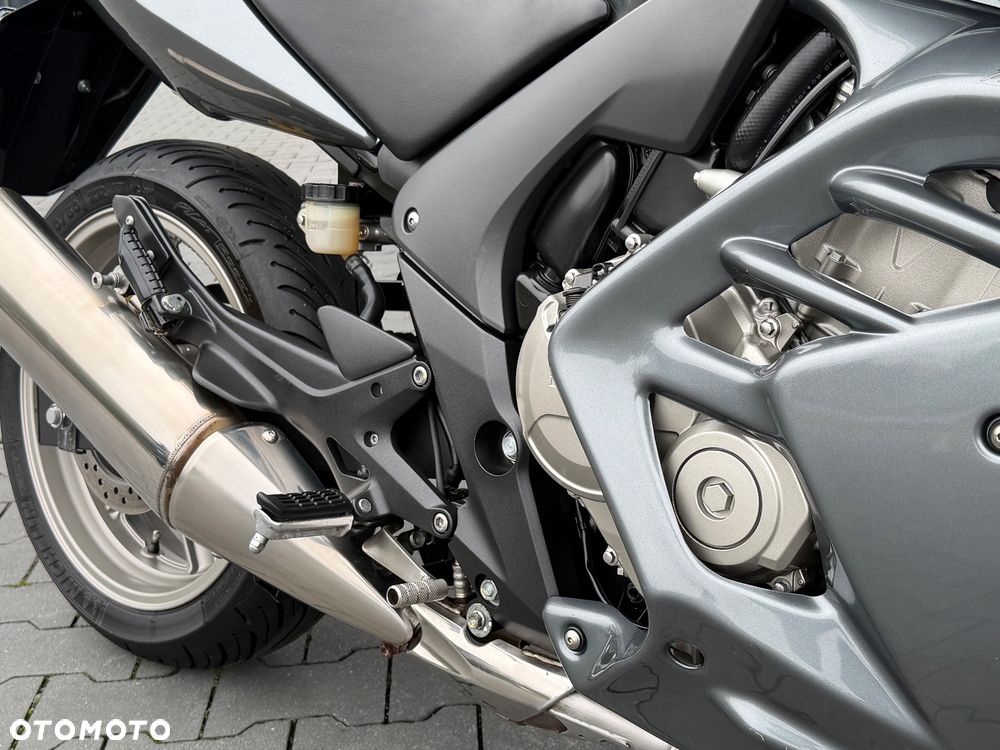 Honda CBF - 21